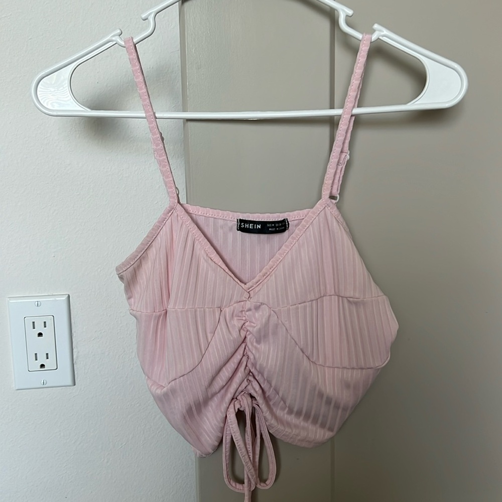 cropped pink tank